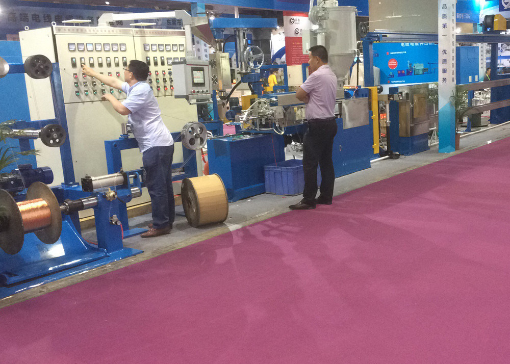 Mesin Extruder Kawat Kabel Pvc Tembaga Mesin Isolasi Kawat Listrik Pe